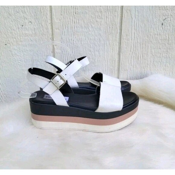 Steve Madden  platform sandals wht/blk/tan wmns sz 8 - Picture 1 of 7